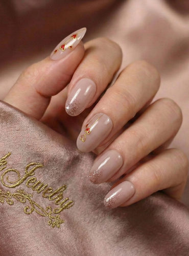 ブラックジュエリー1月限定キャンペーンネイル｜武蔵小山のネイルサロン