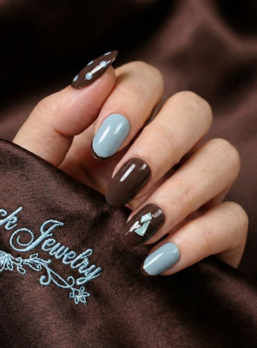 ブラックジュエリー1月限定キャンペーンネイル｜武蔵小山のネイルサロン