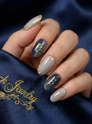 ブラックジュエリー1月限定キャンペーンネイル｜武蔵小山のネイルサロン