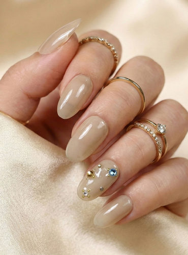 ブラックジュエリー12月限定キャンペーンネイル|武蔵小山のネイルサロン